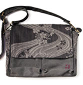 ショルダーバッグ「流水櫻／黒」